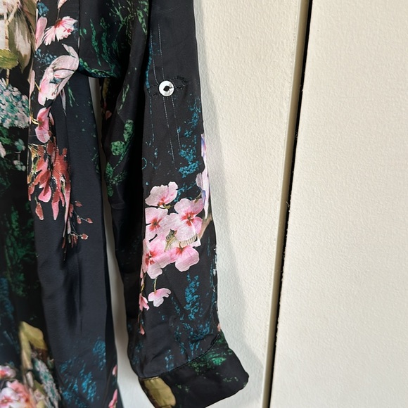 Floral Silky Mango Dress - Picture 4 of 6